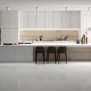 Cocina Marble Slab Beige con Blanco