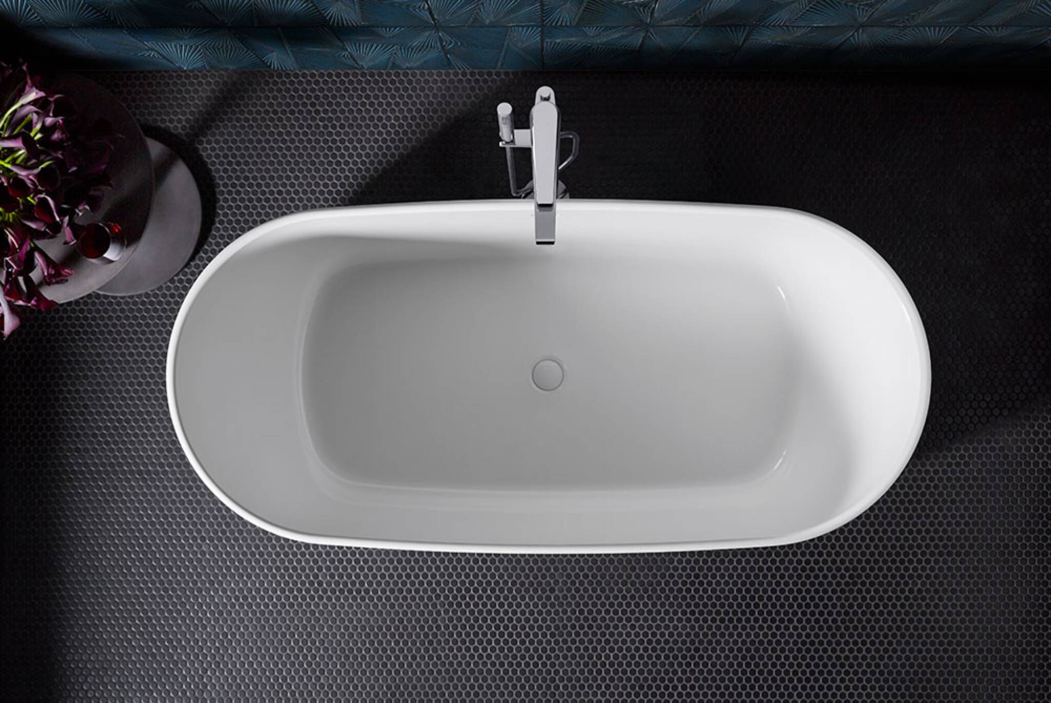 Llave monomando alta para tina l&iacute;nea Avid en cromo pulido,,hi-res image number null