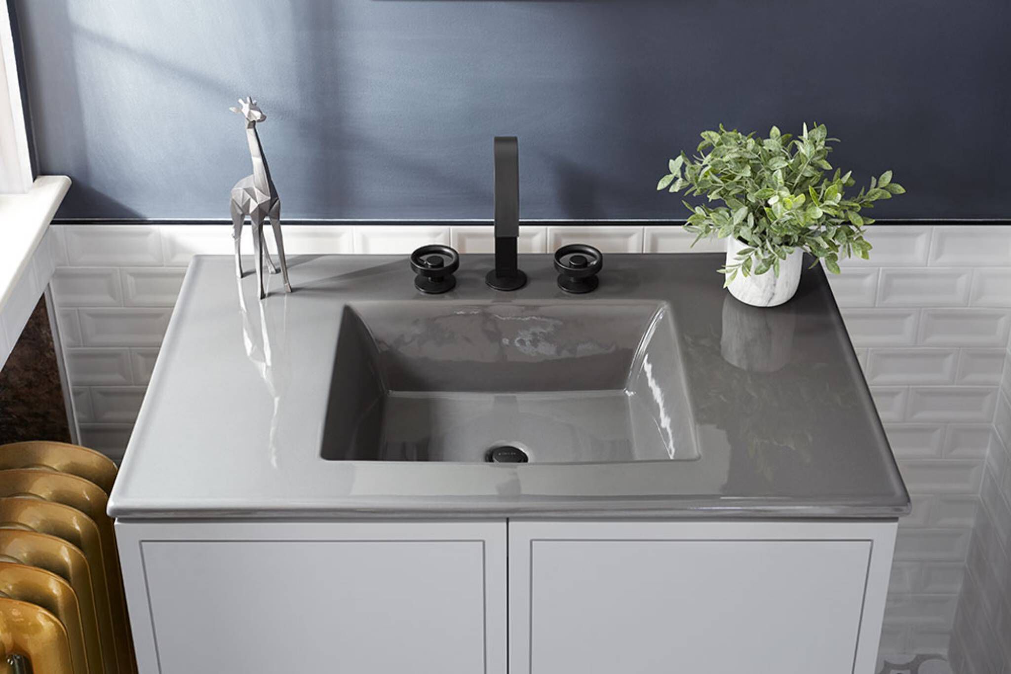 Llave duomando para lavabo l&iacute;nea Components en negro mate,,hi-res image number null