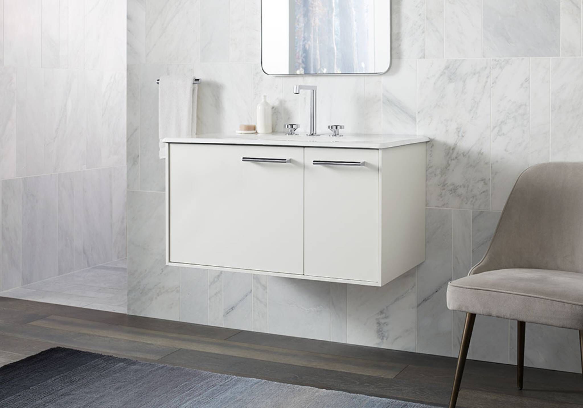 Toallero de brazo l&iacute;nea Composed en negro mate,,hi-res image number null